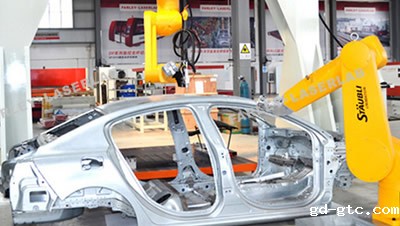 车门激光加工装备